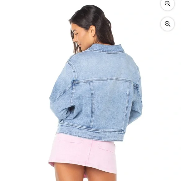 Jean jacket - Picture 2 of 4